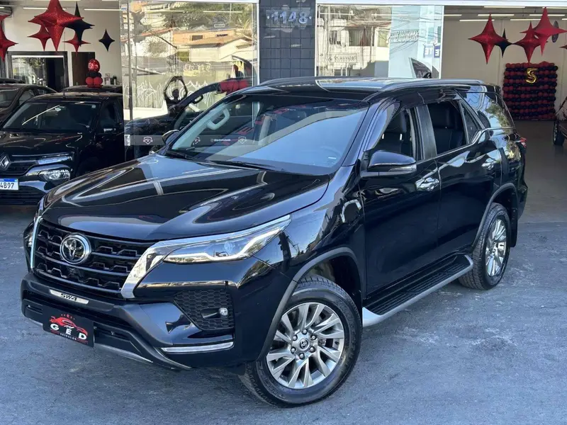 Toyota SW4 SRX 2.8 Turbodiesel 4x4 (Aut.) (7 Lugares)