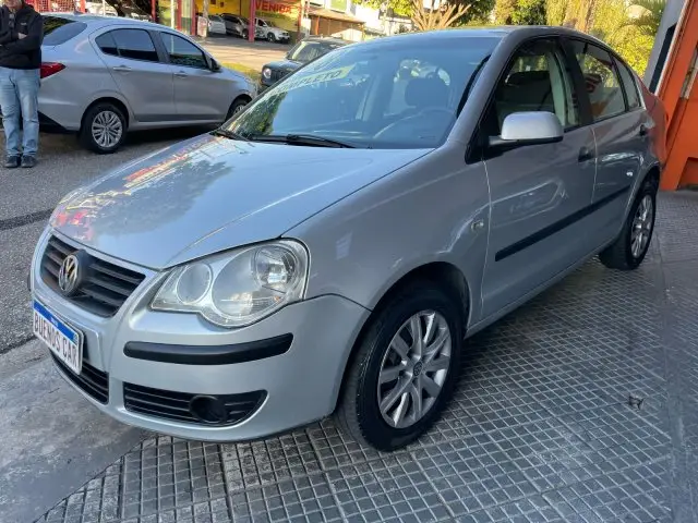 Carro Volkswagen Polo Sedan 2008 Comfortline 1.6 8V (Flex)