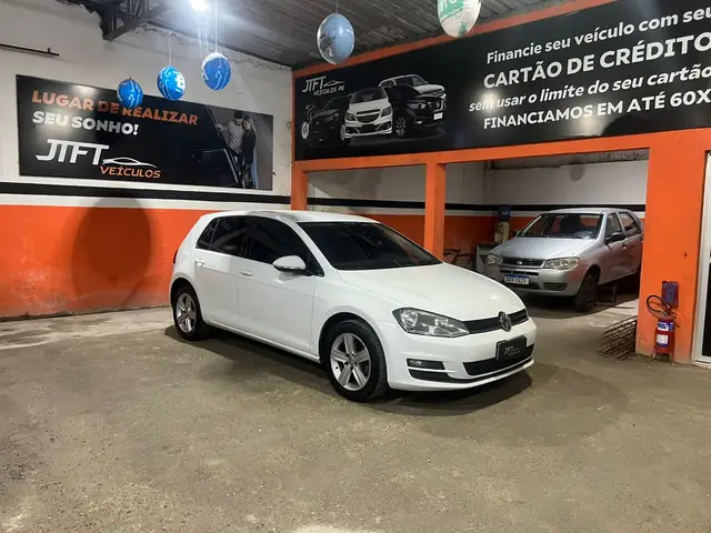 Carro Volkswagen Golf 2014 Comfortline 1.4 TSi