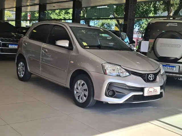 Carro Toyota Etios 2017 Ready 1.5 (Aut) (Flex)