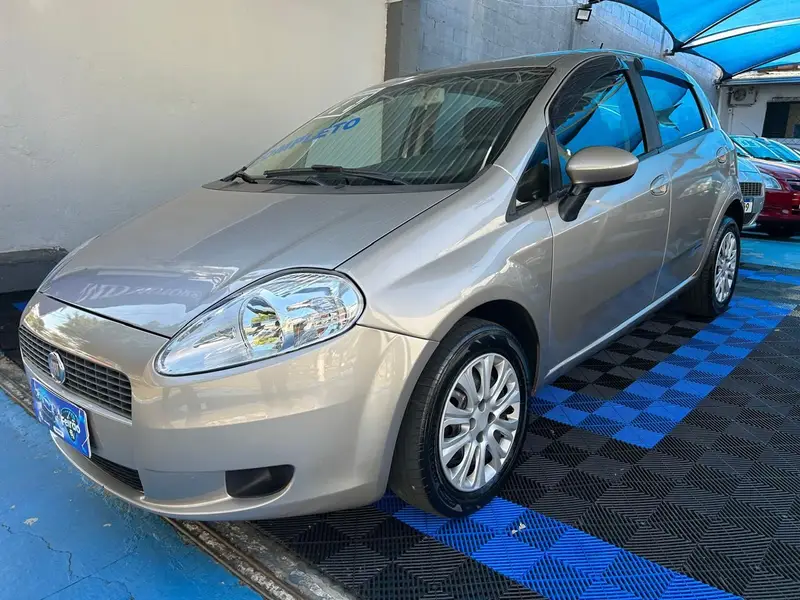 Fiat Punto Attractive 1.4 (Flex)
