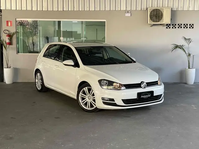 Carro Volkswagen Golf 2015 Comfortline 1.4 TSi
