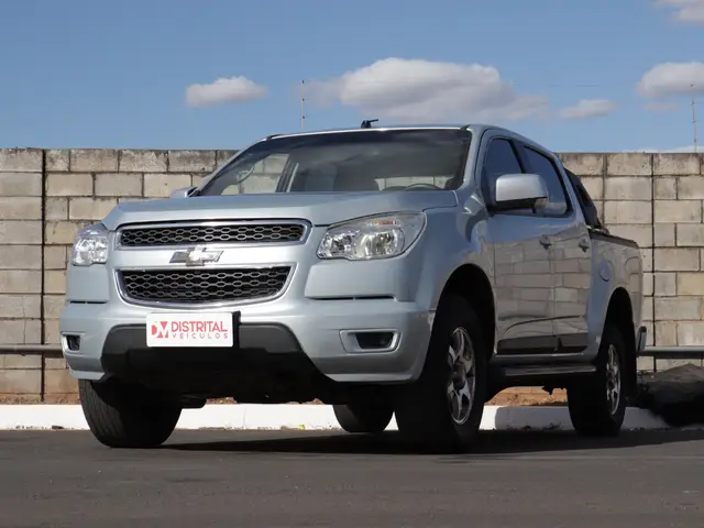 Carro Chevrolet S10 Cabine Dupla 2013 S10 LT 2.8 diesel (Cab Dupla) 4x2