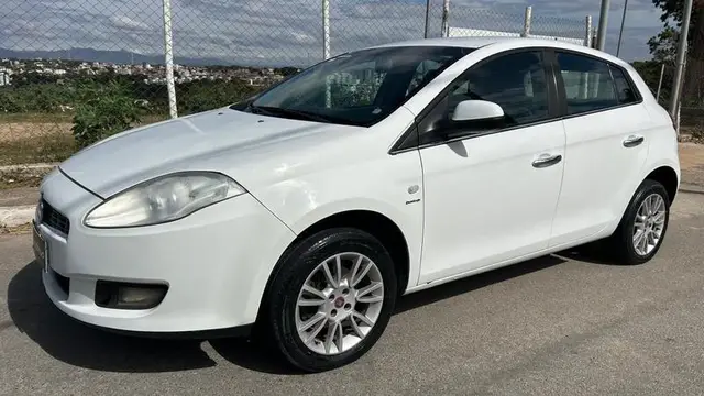 Carro Fiat Bravo 2013 Absolute 1.8 16V Dualogic (Flex)