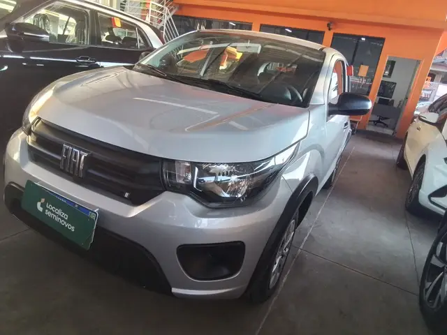 Carro Fiat Mobi 2024 Trekking 1.0