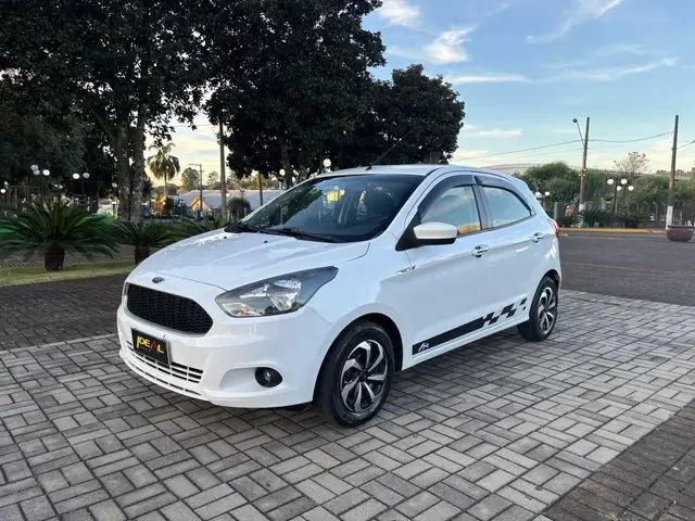 Carro Ford Ka Sedan 2015 SE Plus 1.0 (Flex)