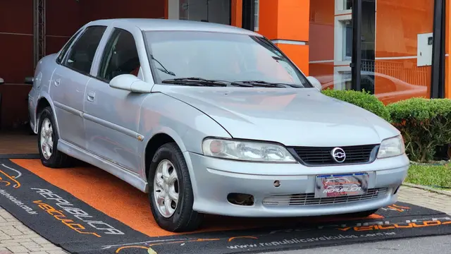 Carro Chevrolet Vectra 2001 GL Milenium 2.2 MPFi