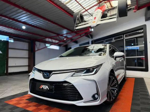 Carro Toyota Corolla 2022 Altis Premium Hybrid 1.8 (Flex) (Aut)