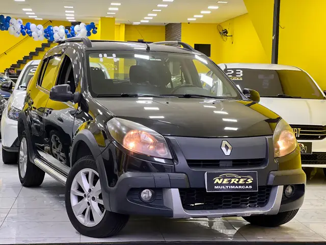 Carro Renault Sandero Stepway 2014 1.6 16V Hi-Flex (aut)
