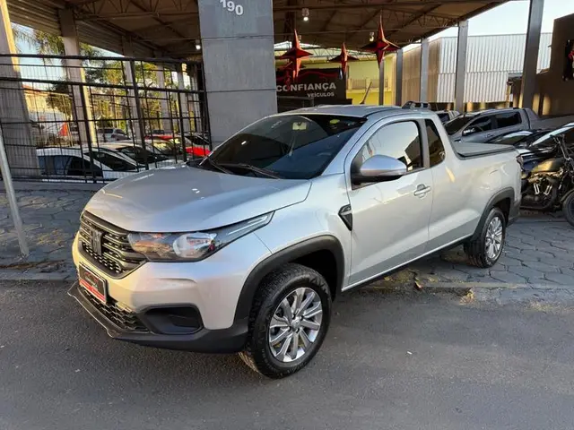Carro Fiat Strada 2023 Endurance 1.4 Cabine Plus (Flex)