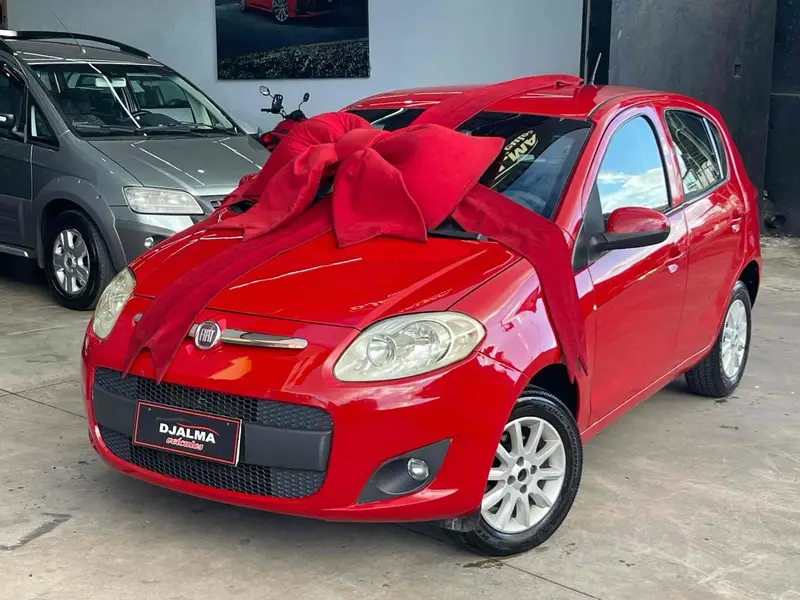 Fiat Palio Attractive 1.0 8V (Flex)