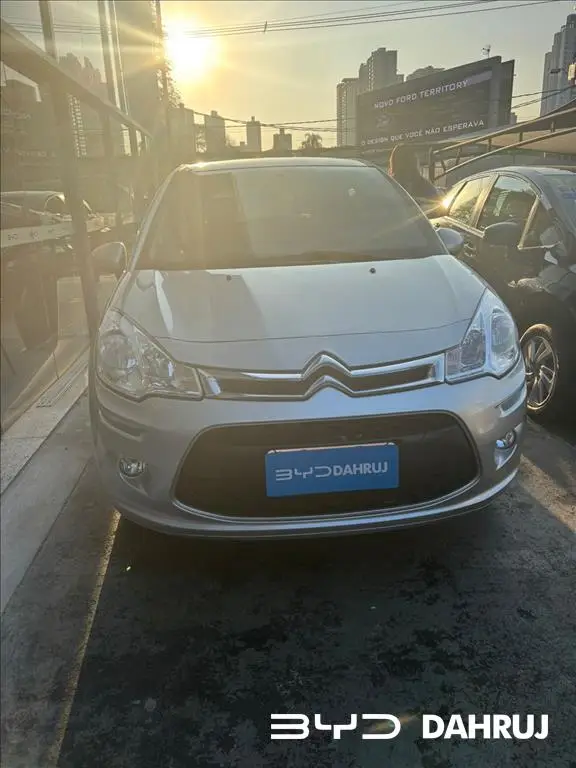 Carro Citroën C3 2017 Attraction Puretech 1.2 12V (Flex)