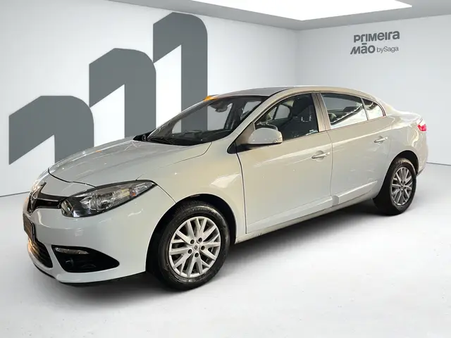 Carro Renault Fluence 2016 2.0 16V Dynamique X-Tronic (Flex)