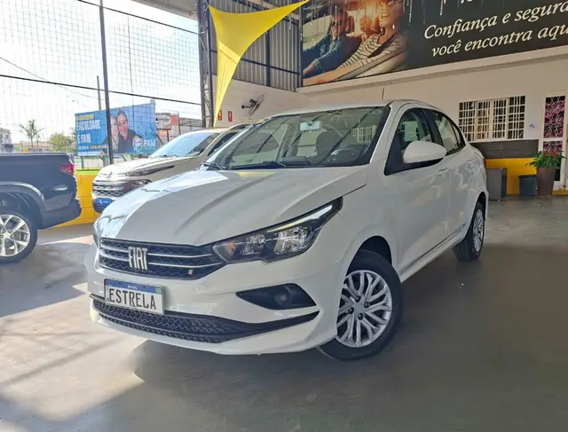 Carro Fiat Cronos 2023 Drive 1.3 (Flex) MT