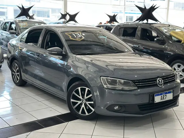 Carro Volkswagen Jetta 2013 2.0 Comfortline (Flex)