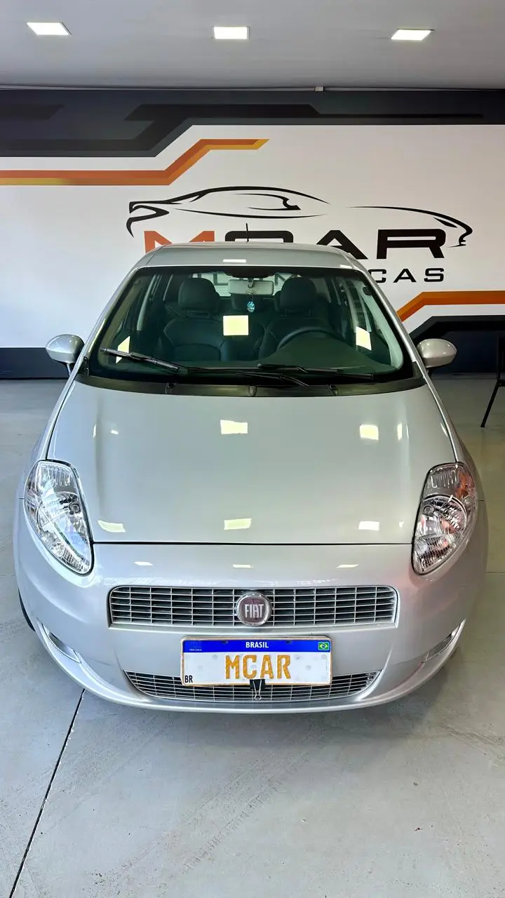 Fiat Punto Essence 1.6 16V (Flex)