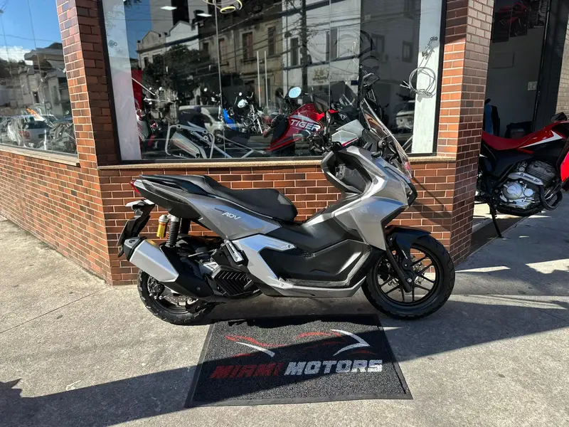 Honda ADV 160 (ABS)