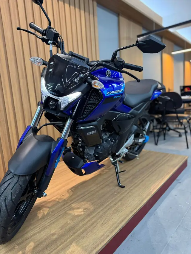 Moto Yamaha Fazer FZ15 2025 ABS Connected