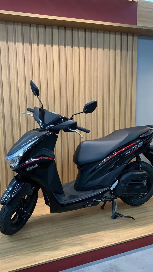 Moto Yamaha Fluo 2026 Hybrid Connected