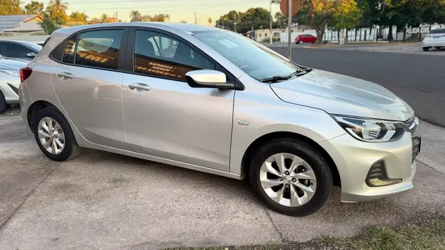 Carro Chevrolet Onix 2022 LT 1.0 (Flex)