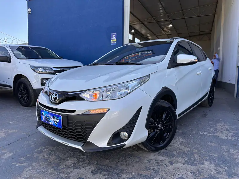 Toyota Yaris X-Way 1.5 CVT (Flex)