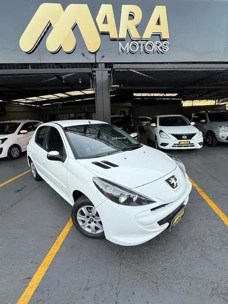 Carro Peugeot 207 2014 Hatch Active 1.4 (Flex)