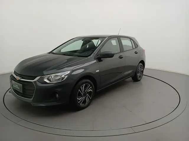 Carro Chevrolet Onix Plus 2024 LT 1.0