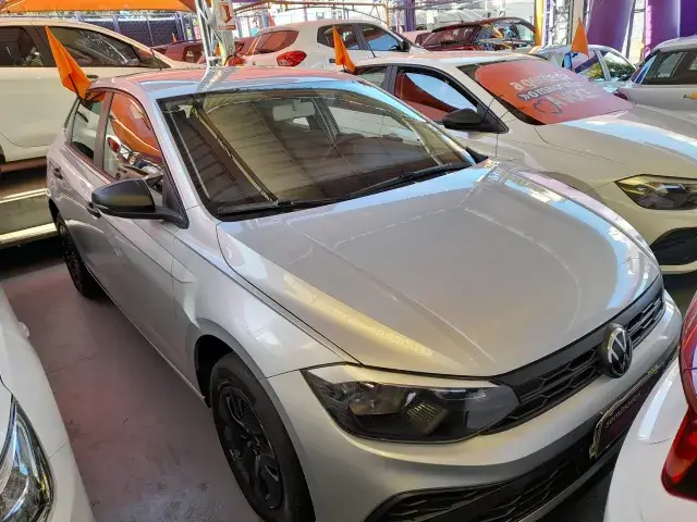 Volkswagen Polo Track 1.0 Flex 12V 5p