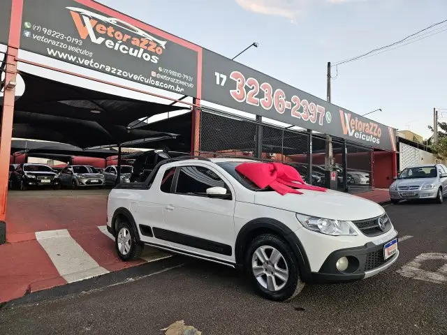 Carro Volkswagen Saveiro 2012 Cross 1.6 (Flex) (cab. estendida)