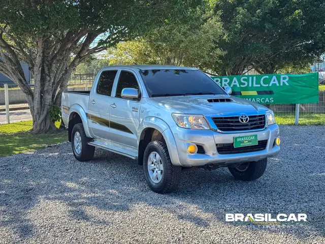 Carro Toyota Hilux Cabine Dupla 2014 Hilux 3.0 TDI 4x4 CD STD