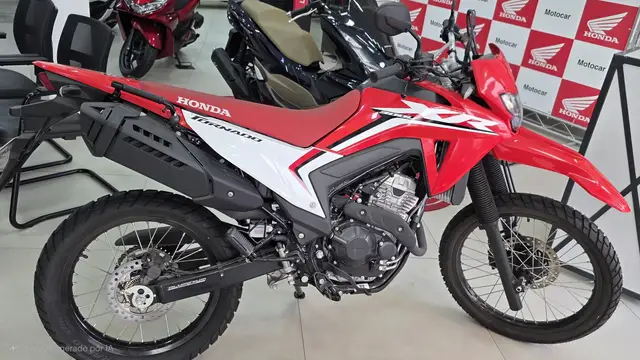 Moto Honda XR 300L 2026 Tornado