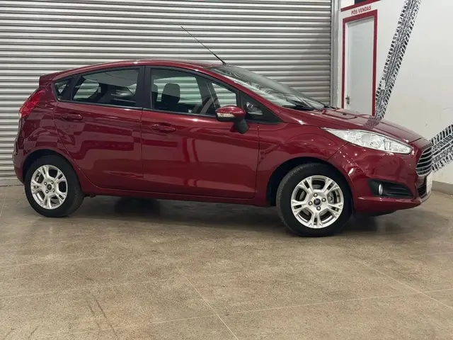 Carro Ford New Fiesta Sedan 2016 1.6 SE PowerShift (Flex)