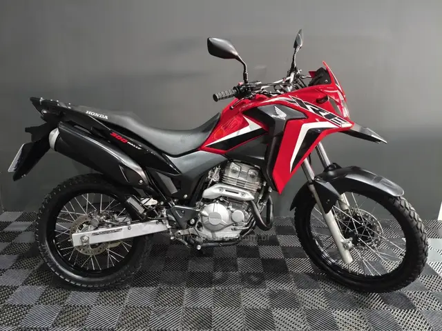 Moto Honda XRE 300 2022 Rally (Flex)