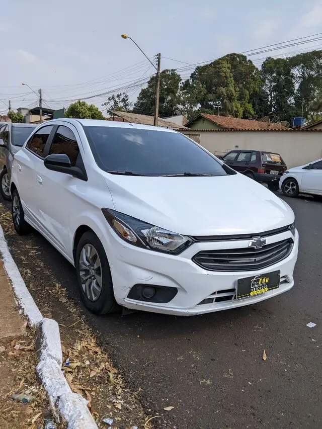 Carro Chevrolet Joy 2021 1.0 8V Black Edition (Flex)