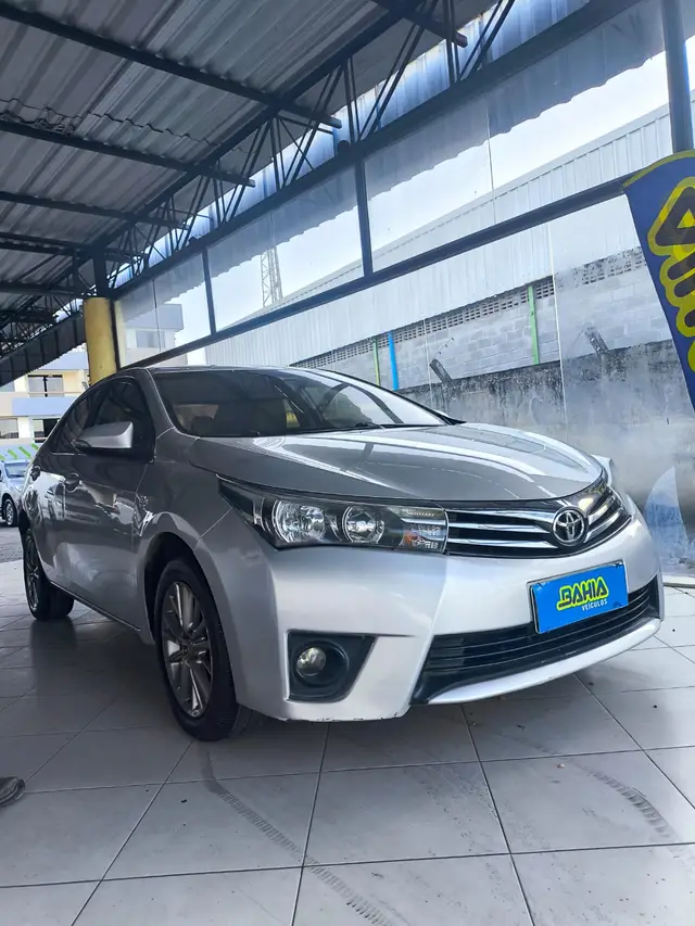 Carro Toyota Corolla 2016 1.8 GLi (Aut.)