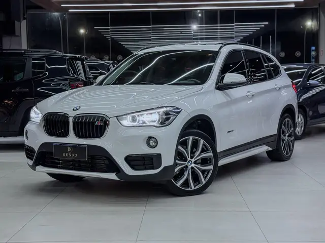 Carro BMW X1 2017 2.0 xDrive25i Sport ActiveFlex