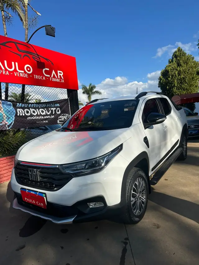 Carro Fiat Strada 2023 Ranch 1.3 Flex 8V CD Aut.