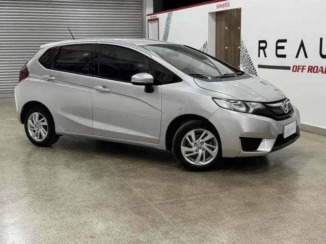 Carro Honda Fit 2015 1.5 16v LX CVT (Flex)