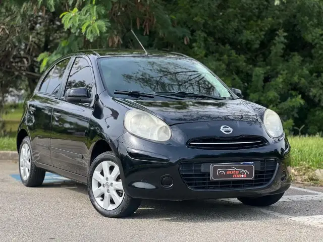 Carro Nissan March 2012 1.6 16V SV (Flex)
