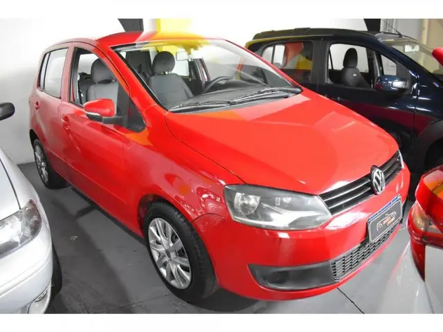 Carro Volkswagen Fox 2011 1.0 8V (Flex) 4p