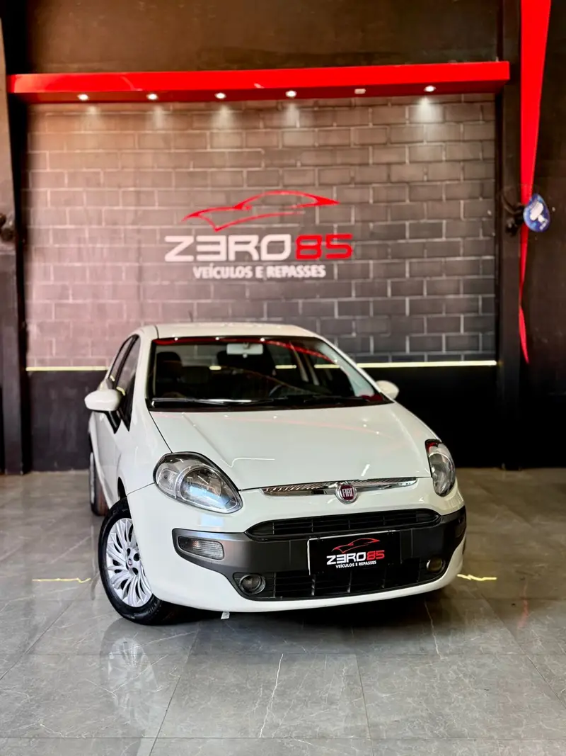 Fiat Punto Essence 1.6 16V (Flex)