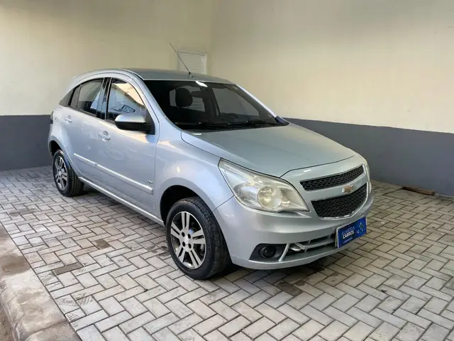 Carro Chevrolet Agile 2010 LTZ 1.4 8V (Flex)