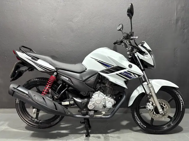 Moto Yamaha YS 150 Fazer 2015 SED
