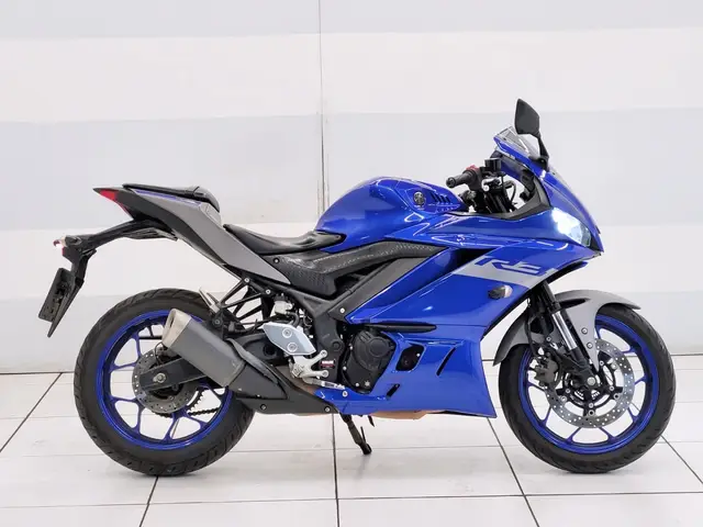 Moto Yamaha YZF R3 2021 (ABS)
