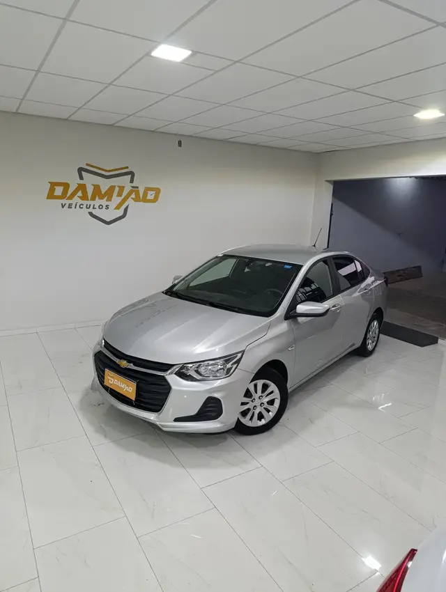Carro Chevrolet Onix Plus 2022 1.0 LT (Flex)