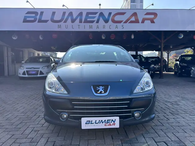 Carro Peugeot 307 2008 Hatch. Presence 1.6 16V (flex)