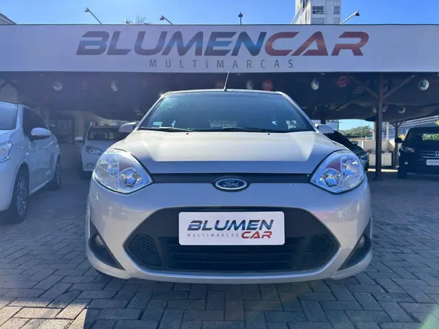 Carro Ford Fiesta Sedan 2014 SE 1.6 Rocam (Flex)
