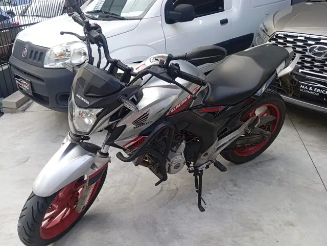 Moto Honda CB 250F Twister 2021 (CBS)
