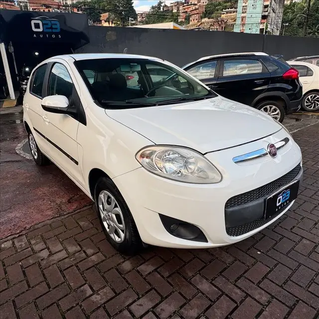 Carro Fiat Palio 2016 Attractive 1.4 Evo (Flex)