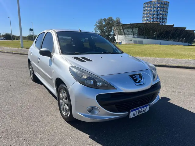 Carro Peugeot 207 2009 Hatch XR Sport 1.4 8V (flex)